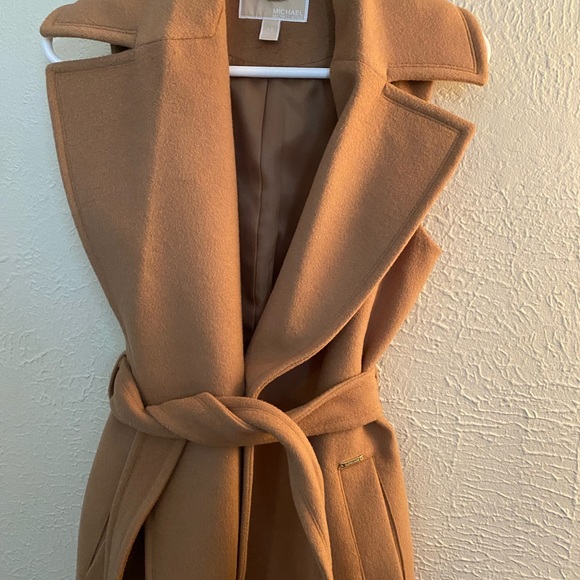 Michael Kors camel color sleeveless peacoat style - Picture 1 of 4